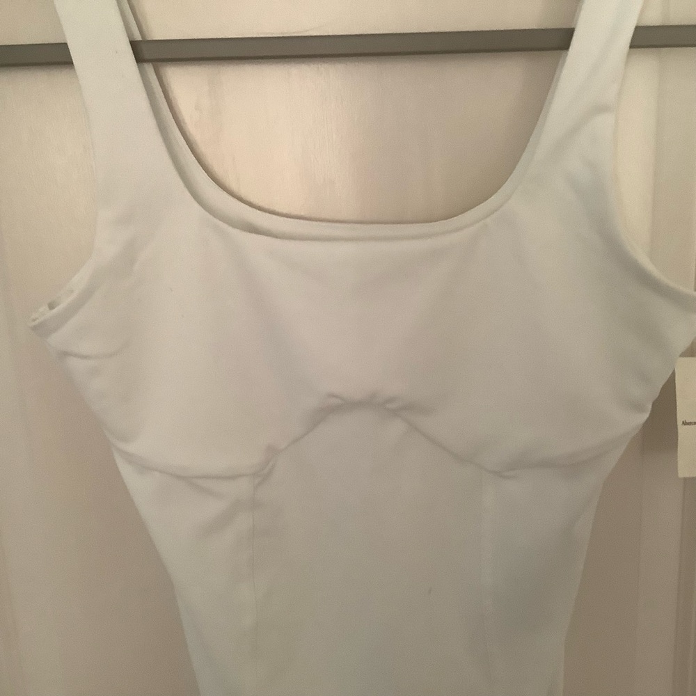 NWT New Abercrombie & Fitch bodysuit Size M, Color white - Picture 5 of 11